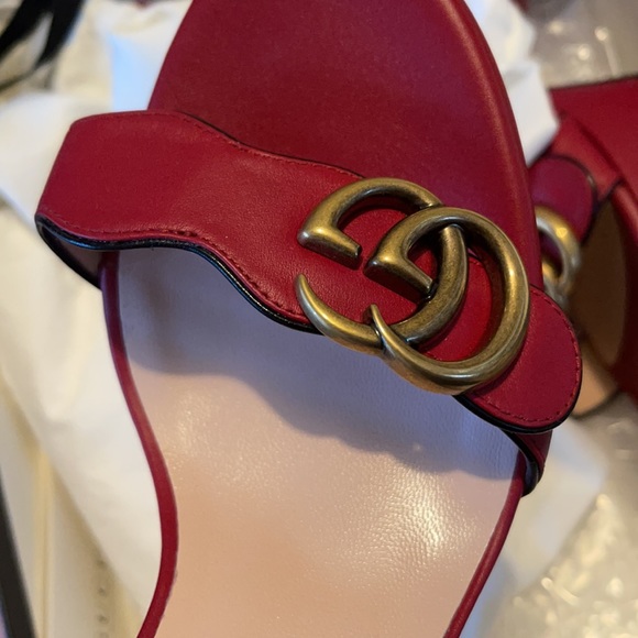 Gucci Marmont Platform Heel - Picture 6 of 9